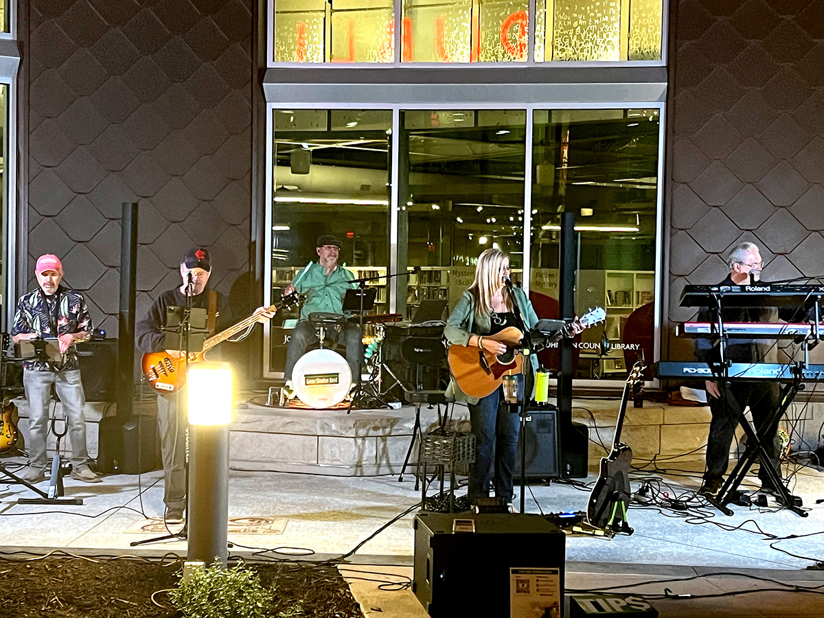 Gallery Green Shoebox Band