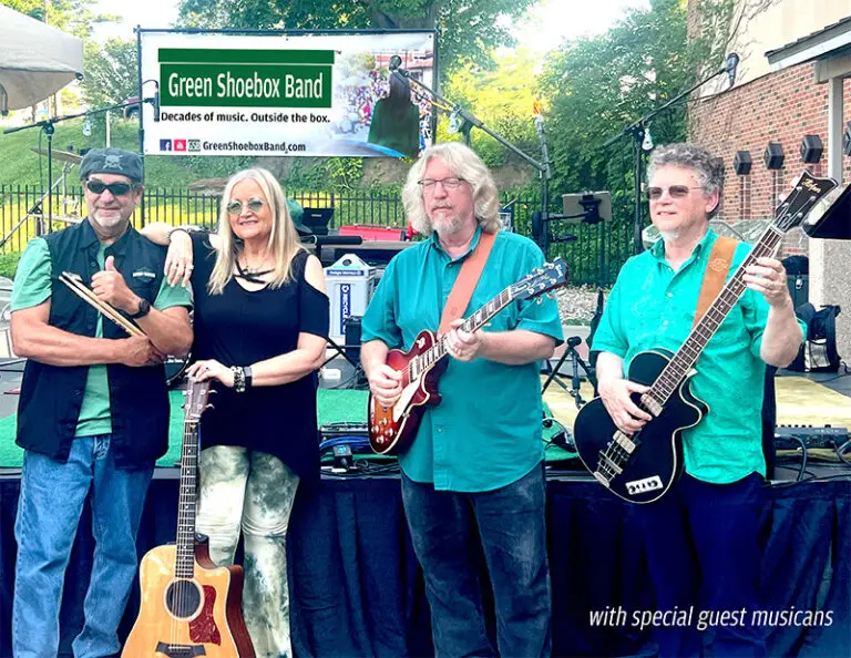 Green Shoebox Band-Core4 Starlight